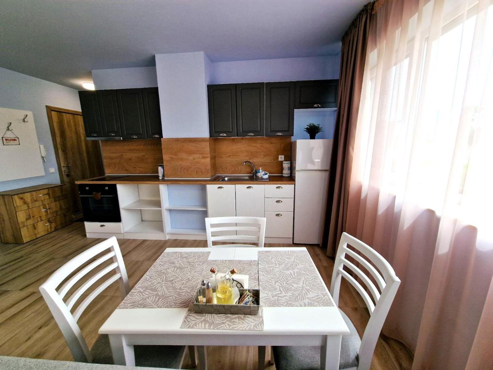 Академика Рент Студио 34 Varna Exterior photo